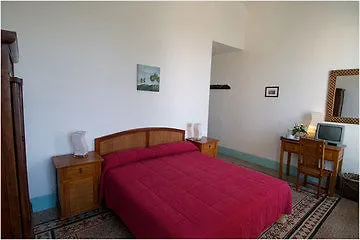 Purple Bed & Breakfast 2*